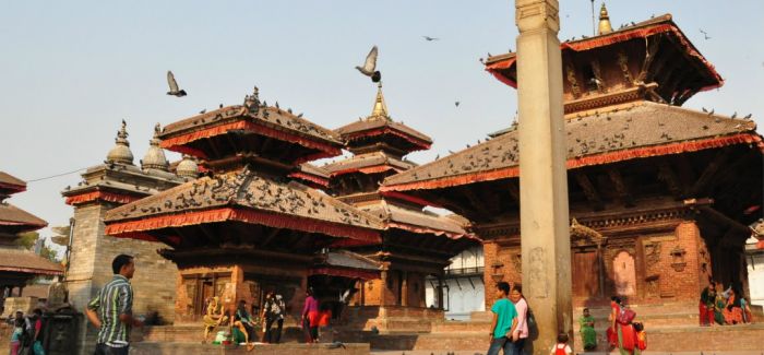 尼泊尔世界文化遗产震后重开放 安全性受质疑