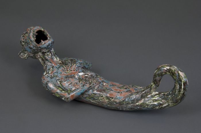 丑陋的雕塑揭示美人鱼神话背后的真实恐怖