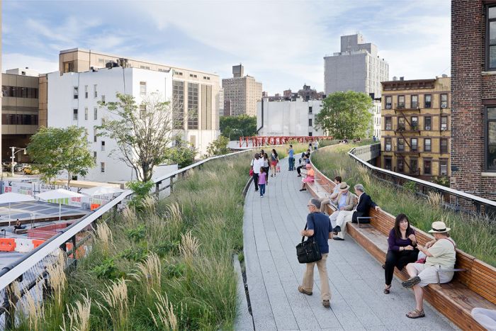纽约高线公园中的新风景:用乐高积木自己搭建的乌托邦