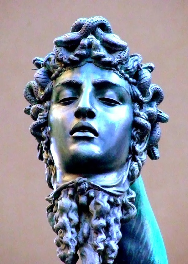 欧洲雕塑史上的一块宝地:佛罗伦萨领主广场_旅