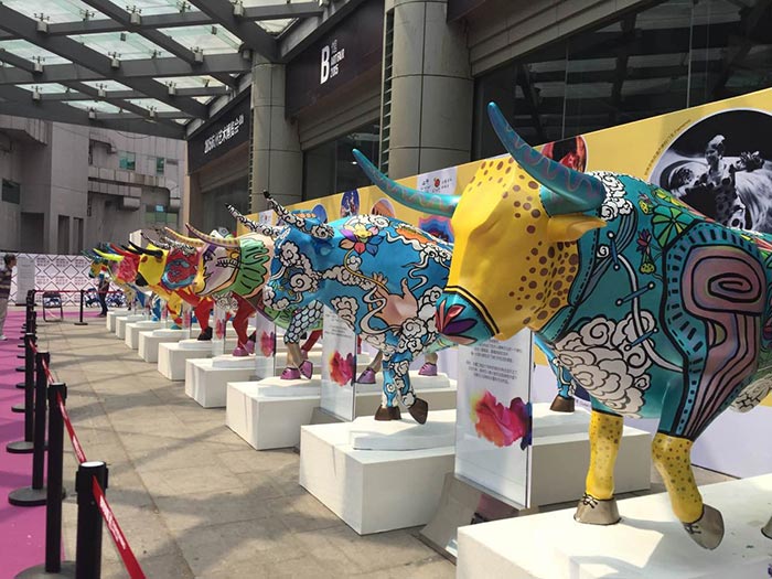 西班牙旅游局:2015杭州·西班牙公牛彩绘艺术