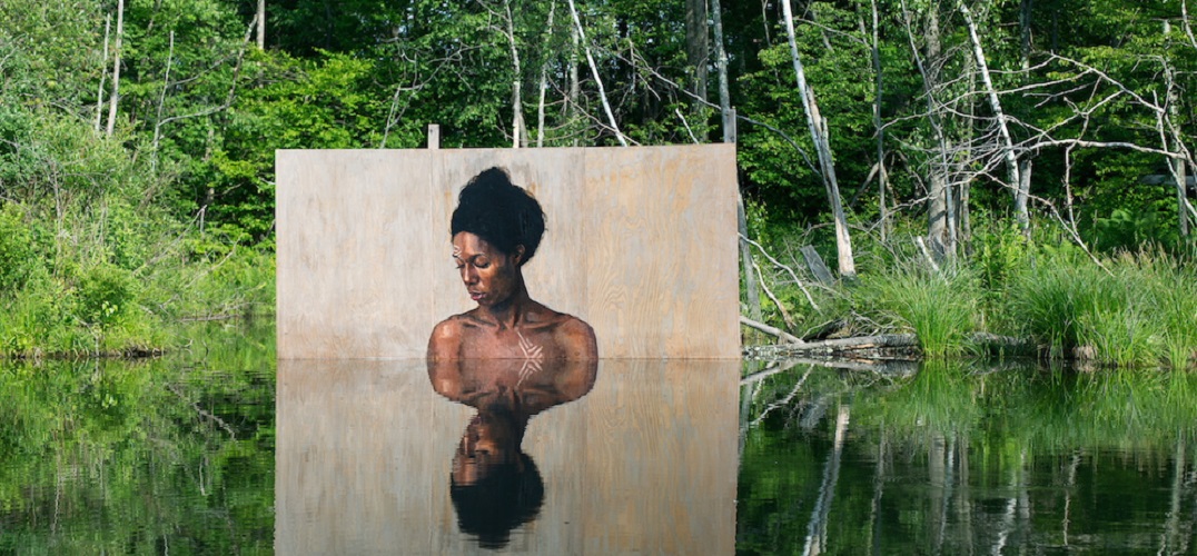 随潮长而显现的女人：艺术家Hula的船上壁画