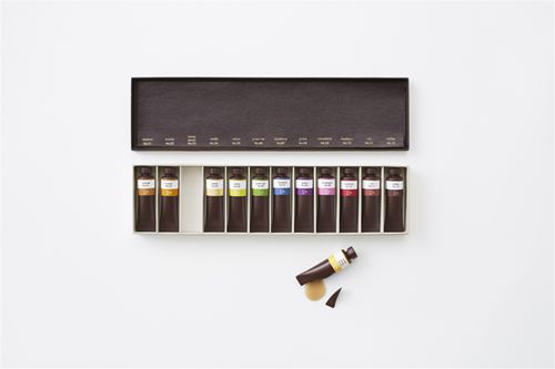 Nendo工作室设计的巧克力颜料盒