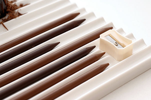Nendo工作室设计的巧克力铅笔