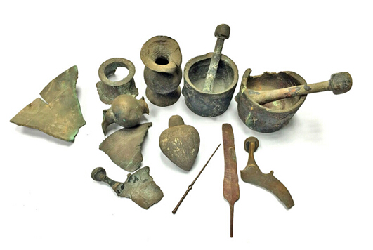 以色列一家族将3500年前最古老金属工件赠予国家