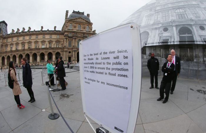恐怖袭击和洪水已致卢浮宫参观量下降20％