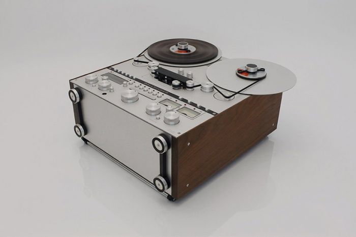 极简盘式磁带录音机和唱片机_设计_生活方式