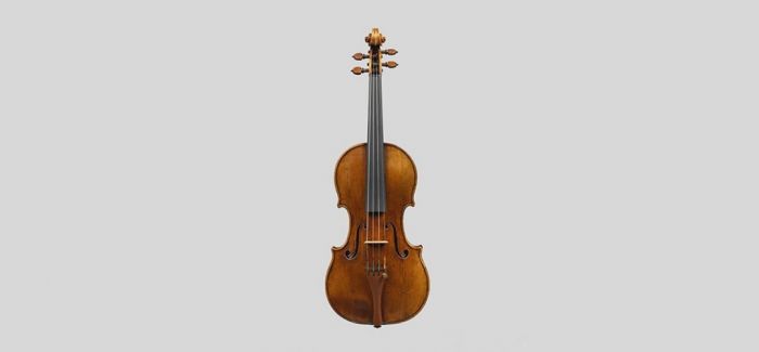 1684年制造安东尼奥·史特拉第瓦里小提琴亮相苏富比