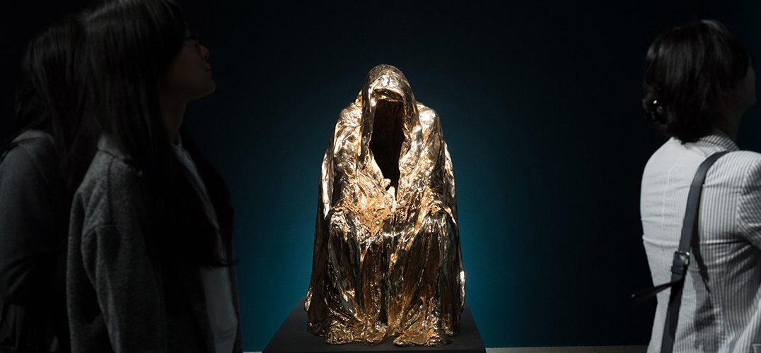 安娜·高美《心灵的外衣》落户中国国家博物馆