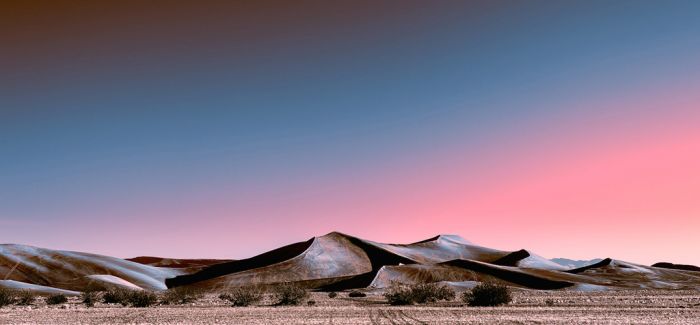 霓虹沙漠