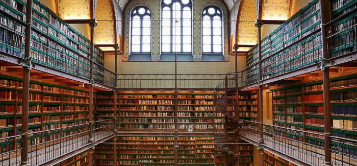 每间图书馆都是一座迷宫