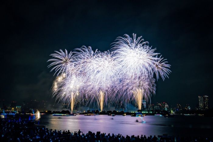 夏夜时刻买一张机票飞往世界各地 旅游 生活方式 凤凰艺术