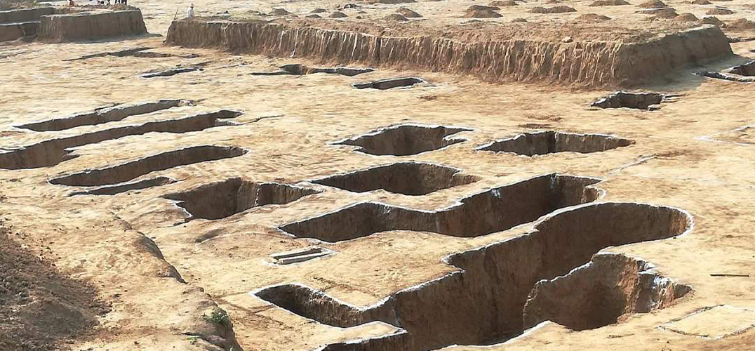 黄河边发现大型古墓群 出土文物2000余件