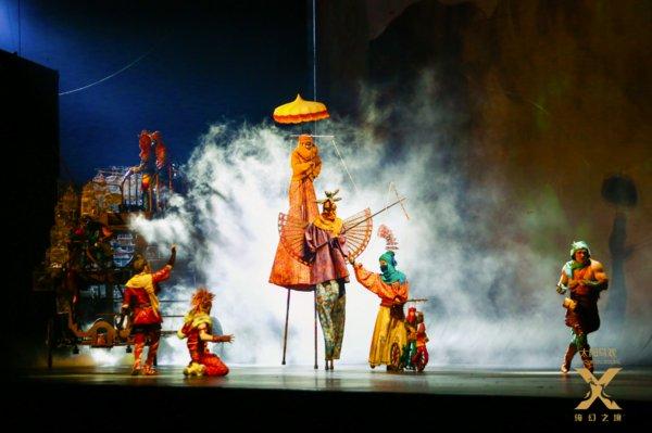 5月25日，加拿大太阳马戏团官方微博宣布，将从6月3日起，正式恢复在中国杭州新天地太阳剧场的驻场秀演出《X 绮幻之境》，而这也是太阳马戏娱乐集团在全球范围内首个复演的项目。