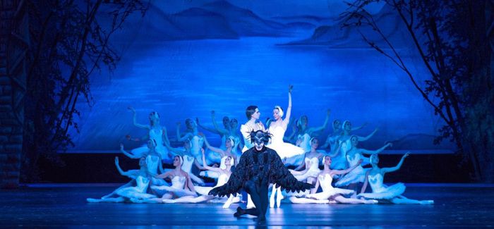芭蕾晚会《重逢花开时》为“迷人的哈尔滨之夏”增色