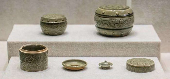 西安考古出土罕见耀州窑青釉瓷器