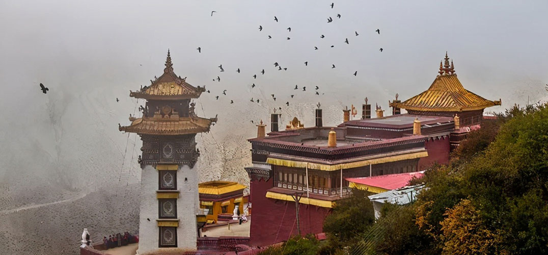 孤独是西藏寺庙的标志