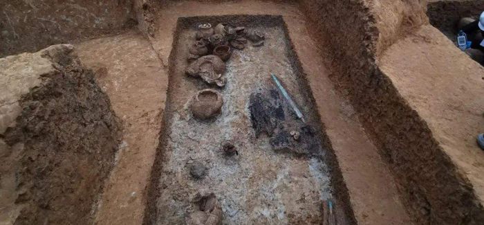 重庆冬笋坝遗址发掘出战国至西汉巴文化墓葬
