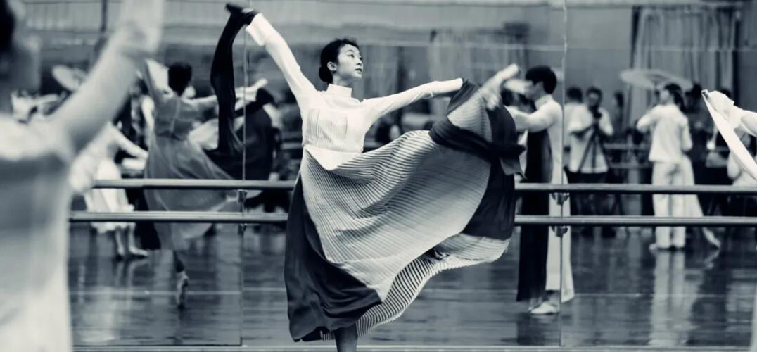芭蕾舞剧《我的名字叫丁香》“跨界”昆剧院